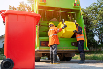 What Can Bulk Trash Services Do For You?